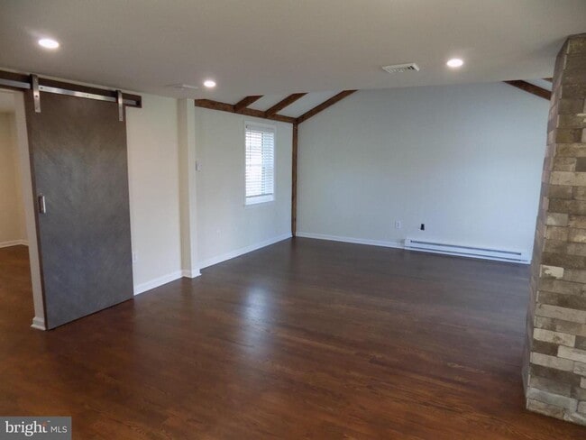 Photo - 114 N Penrose St