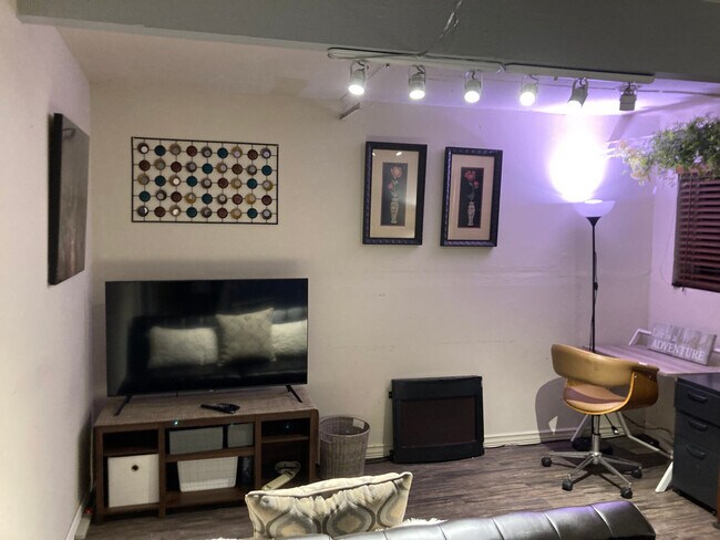 Photo - 3020 San Andreas Dr