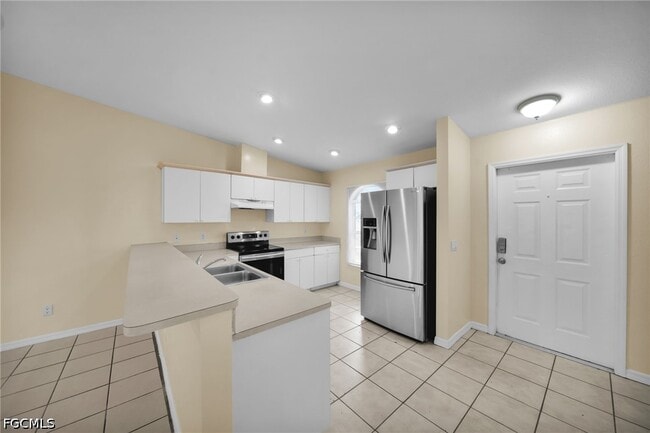 3738 Santa Barbara Blvd
