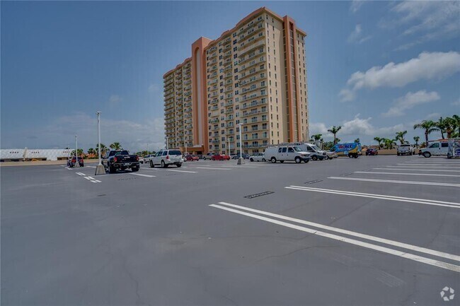 Building Photo - 4900 Brittany Dr S Unit 910 Rental
