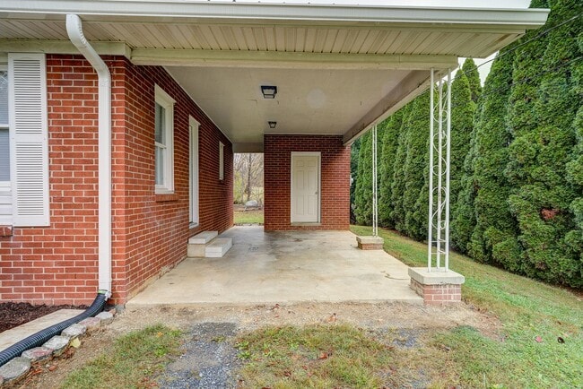 Photo - Newly Renovated 3 Bedroom Rental in Johnso...