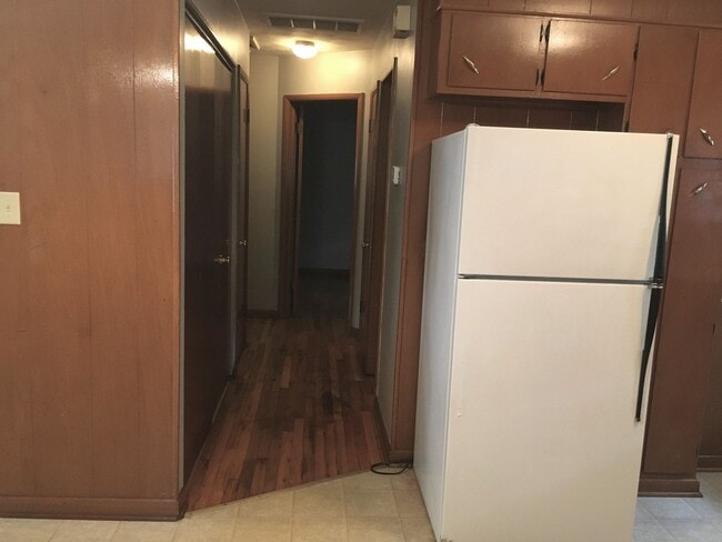 Building Photo - LEASING Rental