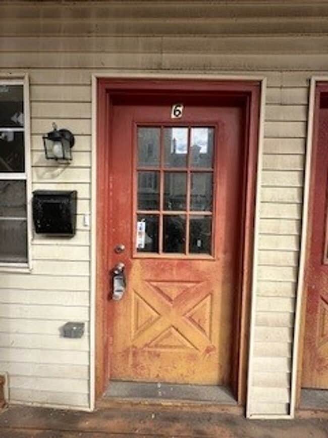 20 Water St Unit 6
