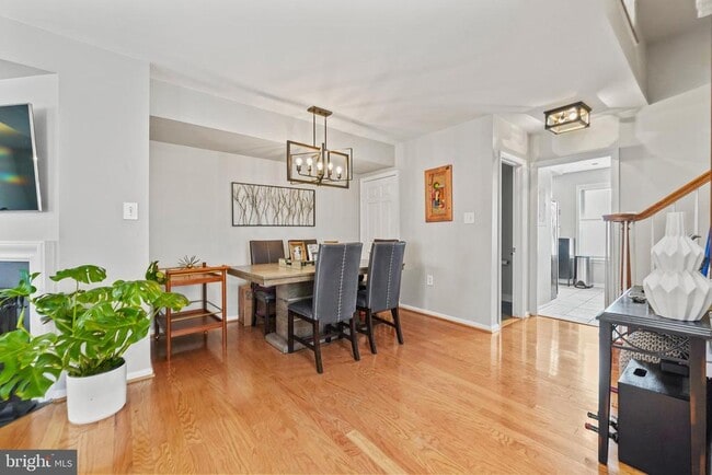 Building Photo - 1475 A St NE