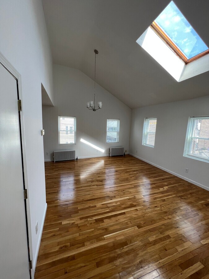Photo - 6 Shepard St Rental