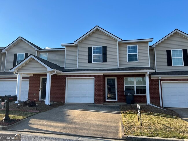 Building Photo - 333 Tara Commons Cir