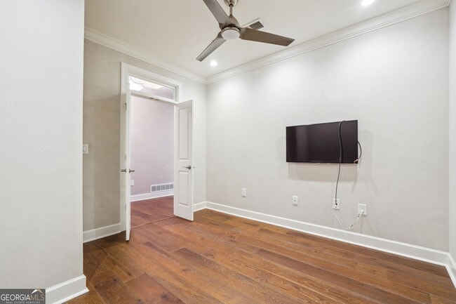 Photo - 2950 Mt Wilkinson Pkwy SE