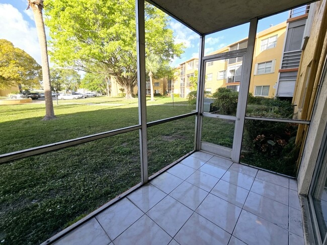 Photo - 4334 NW 9th Ave