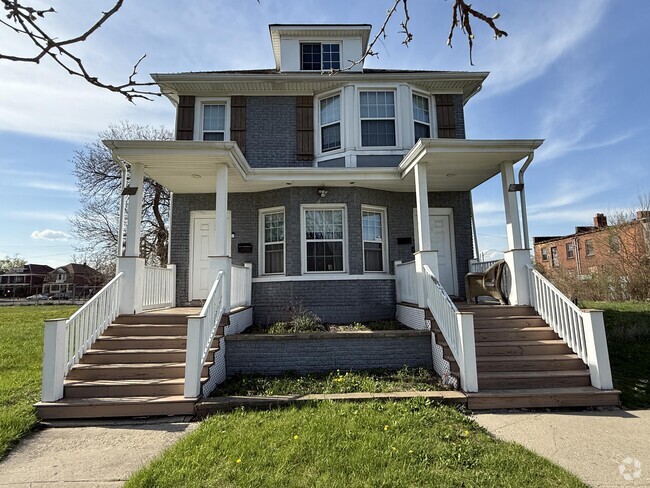 Building Photo - 641 Josephine St Rental