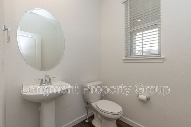 Photo - 3518 Sawtooth St