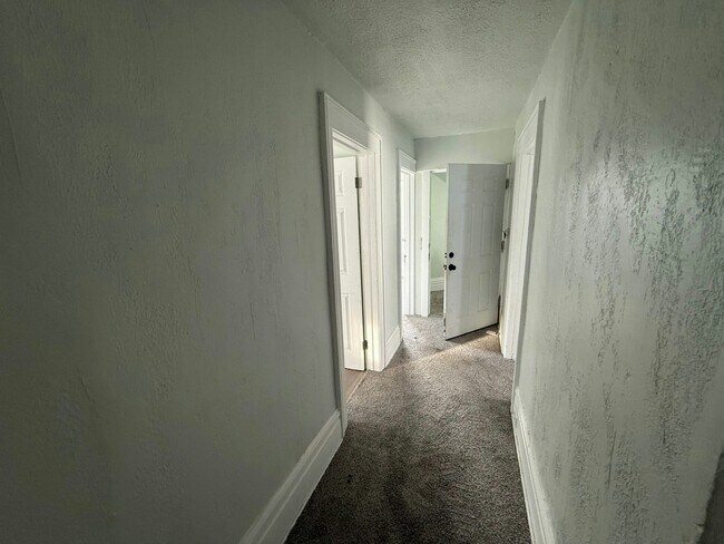 Photo - 45 Oakdale Ave Unidad A