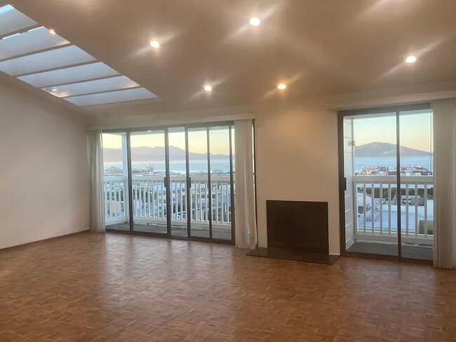 Photo - 112 Pfeiffer St Unidad 3