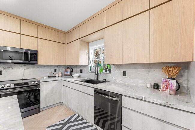 Photo - 11338 NW 33rd St