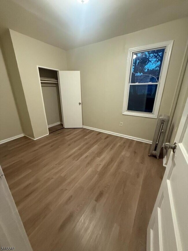 115 Seymour Ave