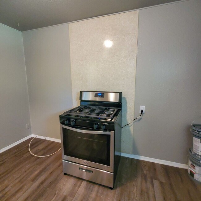 Photo - 2 Bedroom 1 bath Duplex