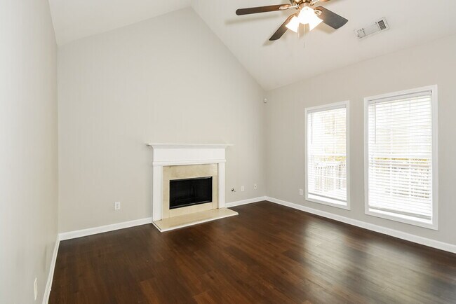 Photo - 3009 Merrion Park Ln NE