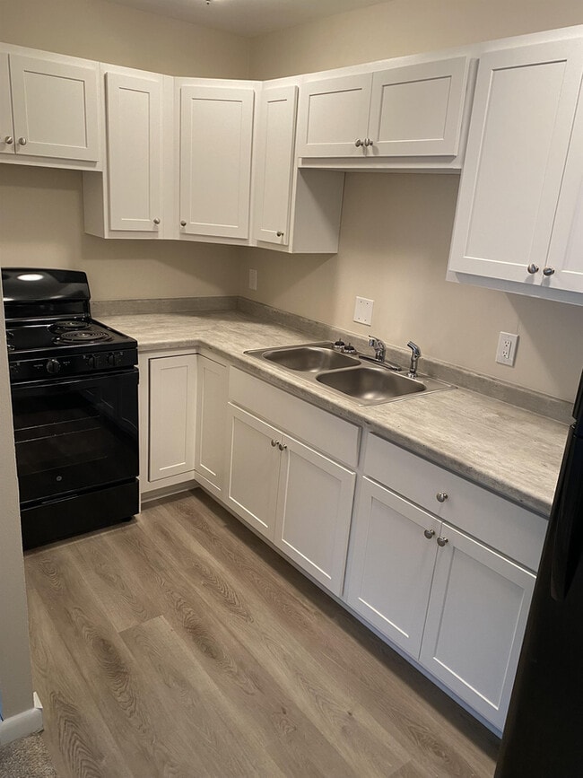 Building Photo - 3140 S 48th St Unit 2 Rental