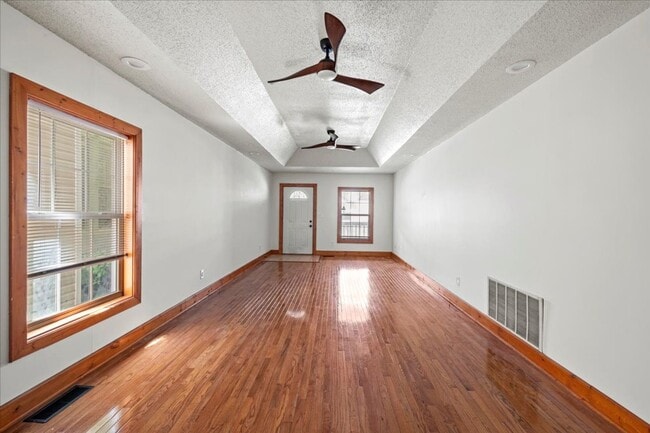 Photo - 1423-1423 S Meridian St Unidad 1423 S Meridian St