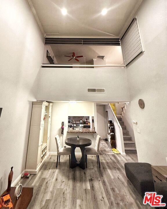 Building Photo - 1118 Valencia St Unit 320