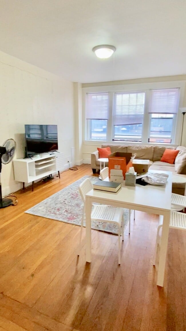 Photo - 1982 Commonwealth Ave Unit 9