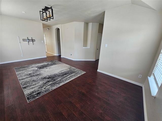 Photo - 520 Creekside Dr