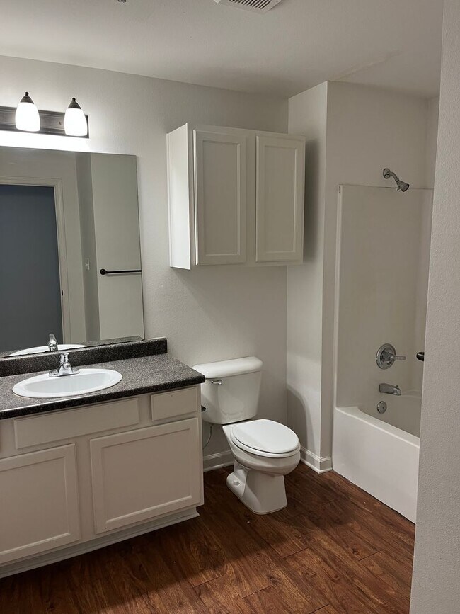 Photo - 2515 Martin St Unit 106A