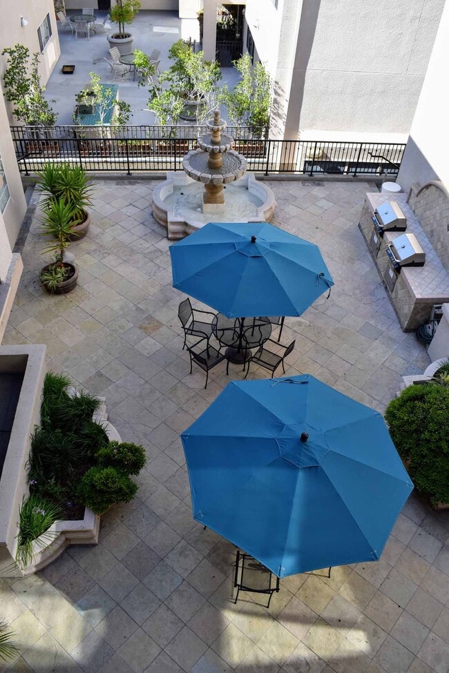 Regency at Sherman Oaks