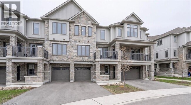 Photo - 115 S Creek Dr