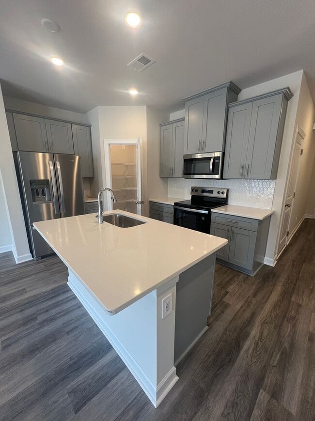 Photo - 3 Bedroom, 2.5 Bath Brand New Home for Rent (MONROE)