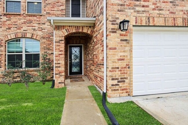 Photo - 8114 Royal Palm Ct