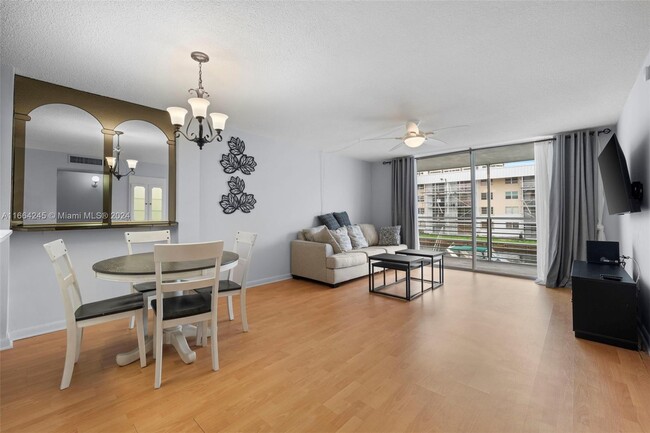 Photo - 3551 NE 169th St Condominio Unidad 212