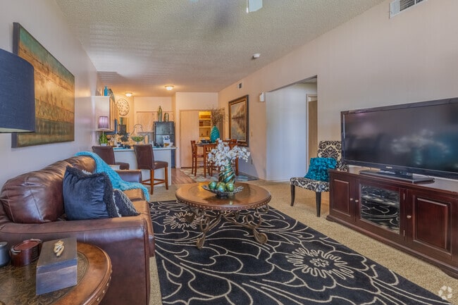 2BR 2BA - 987SF - Living room