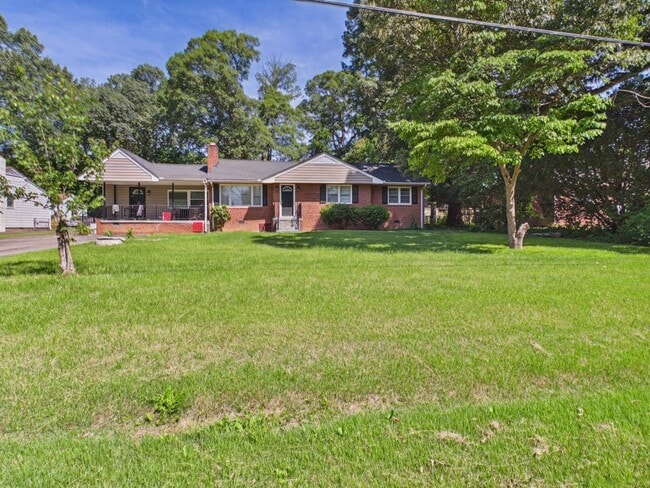 Building Photo - 8282 N Mayfield Ln