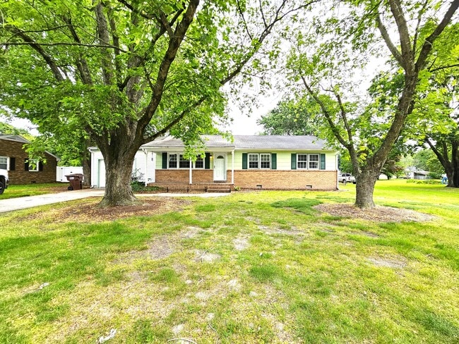 Photo - 110 May Dr House