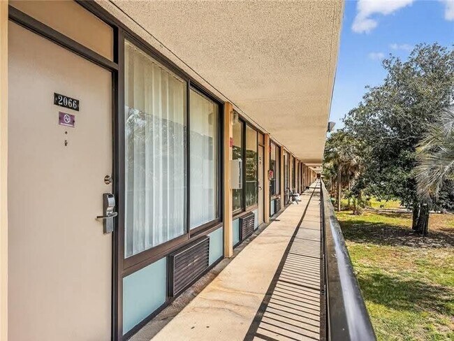 Photo - 7900 S Orange Blossom Trl Unidad 2 066
