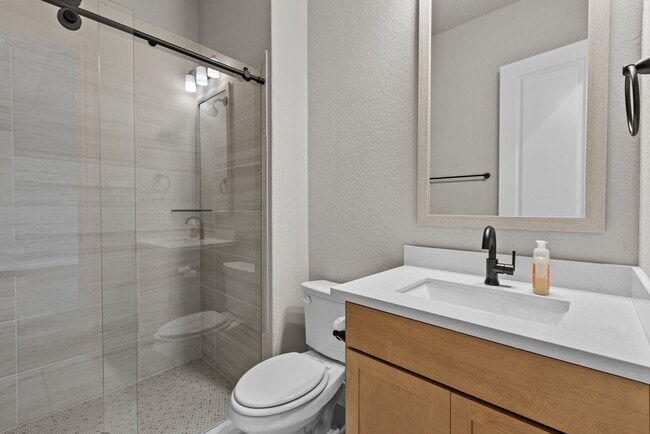 Photo - 1612 Eaton Pk