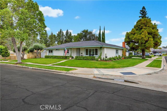 Photo - 1537 Yellowstone Ave