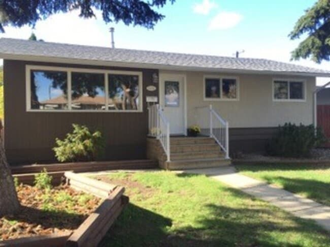 Photo - 10434-10164 164 St NW