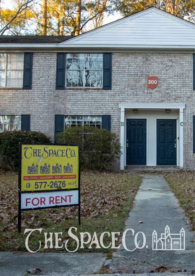 300 Crestview Dr Unidad A