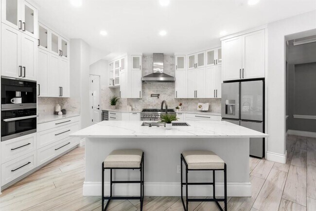 Photo - 13500 Coleto Creek Trail
