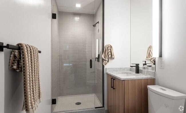 Building Photo - 46 Gardner St Rental