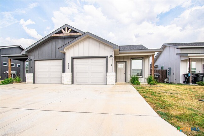 319 B Riptide Dr