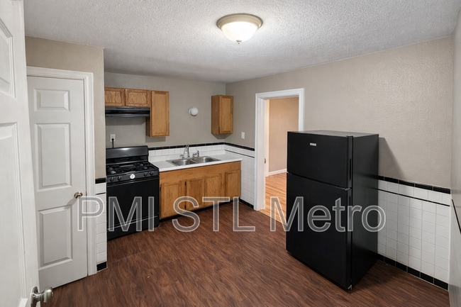 Photo - 7008 Paisley Dr