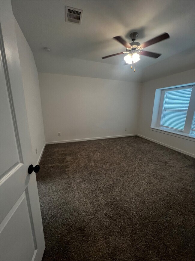 Photo - 9214 Melmack Dr