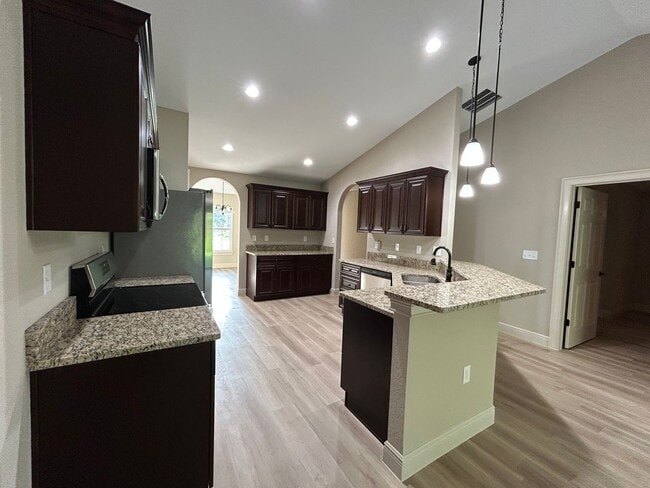 Photo - New Three Bedroom Rental In Marion Oaks