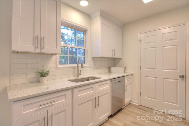 Photo - 205 N Church St