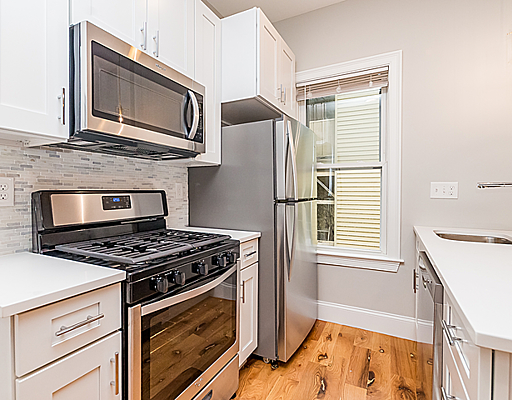 Photo - 244 Leyden St Apartments Unit 2