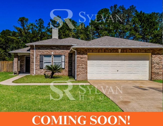 Building Photo - This charming home is move-in ready