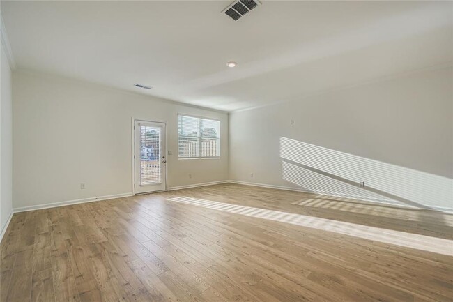 Photo - 6221 Honeybell Aly