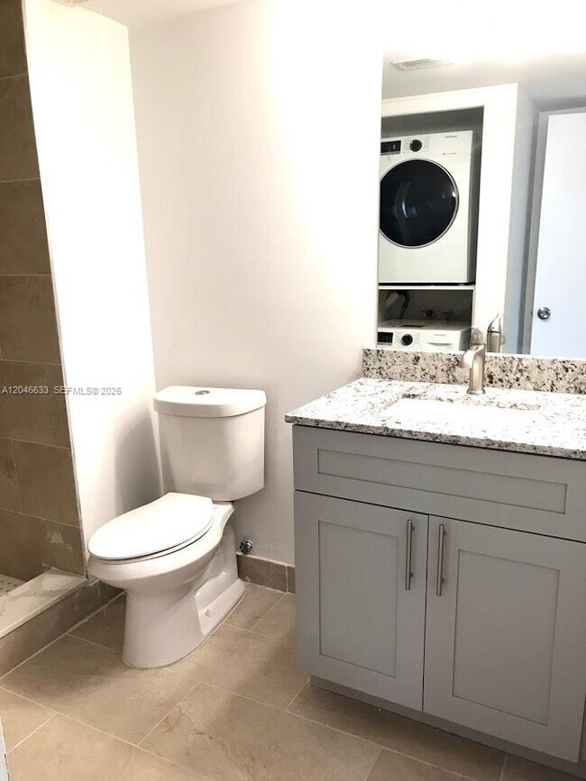 Photo - 369 Lakeview Dr Unit 203
